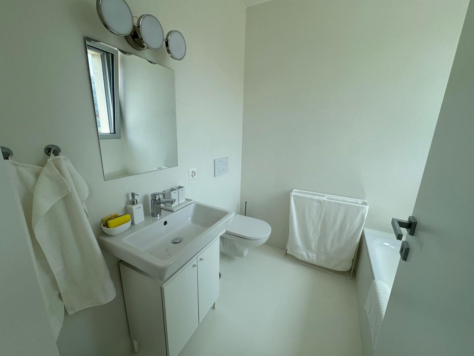 Apartamento Neue Gartenwohnung Mit Sicht Auf Den Luganersee *